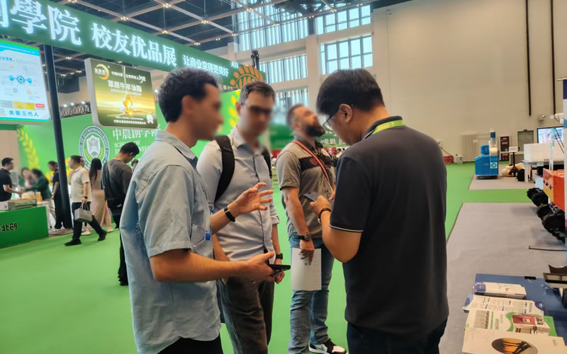 图52608301.jpg 图52608301.jpg
